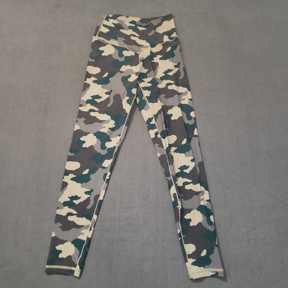 Offline By Aerie Leggings Womens Size Medium 7/8 Camo Print